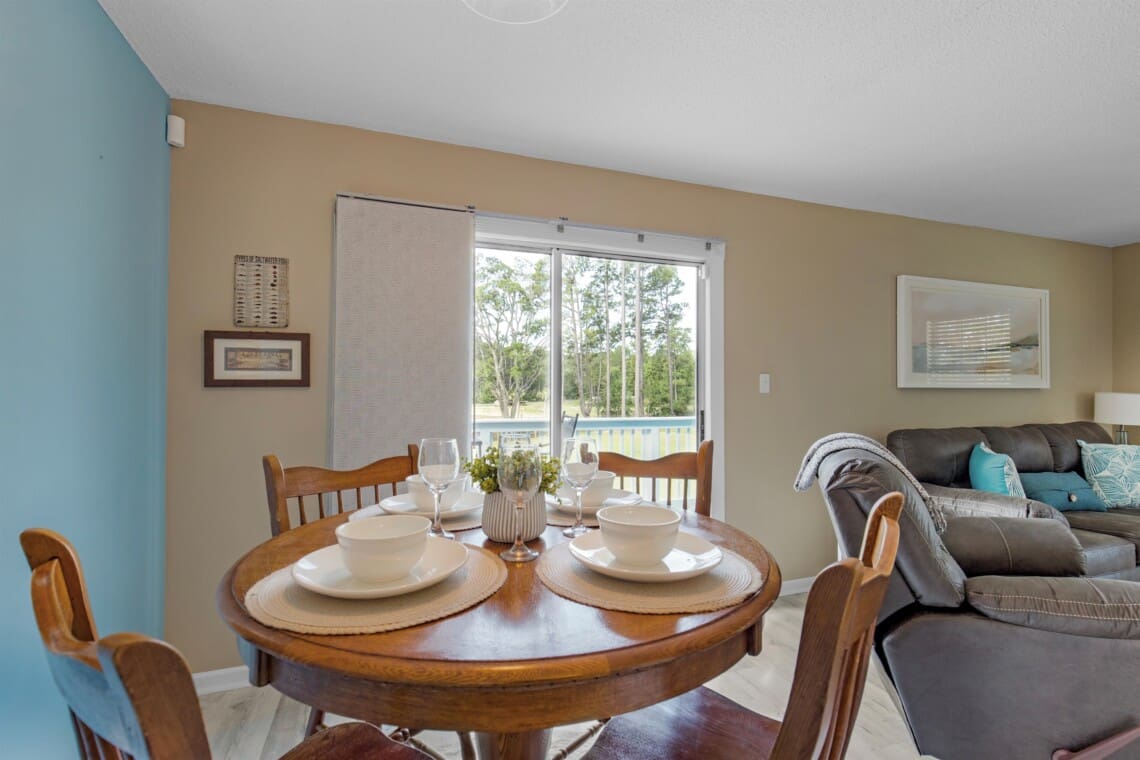 fb117ad63142419996dfb95e756e6c1e LargeOriginal.jpg